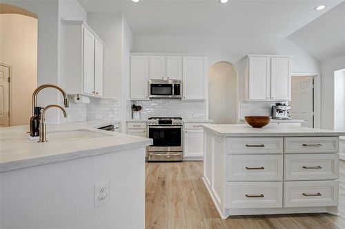 10018 Cedar Creek Ct, Brookshire, TX, 77423-1830 | Card Image