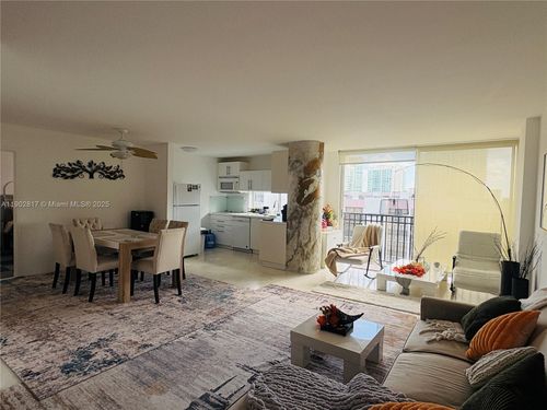 apt-1022-17021 N Bay Rd, Sunny Isles Beach, FL, 33160-3627 | Card Image