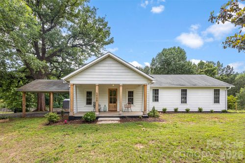 5990 S Nc 9 Hwy, Tryon, NC, 28782-6748 | Card Image