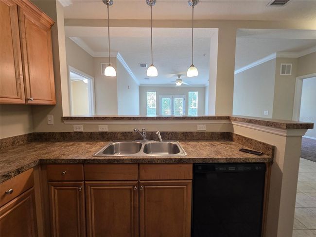APT-202 - 1185 9 Th Rd, Condo with 2 bedrooms, 2 bathrooms and null parking in GAINESVILLE FL | Image 5