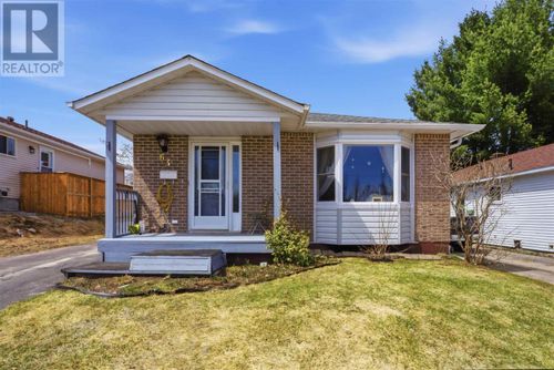 63 Lachance Pl, Elliot Lake, ON, P5A3B9 | Card Image