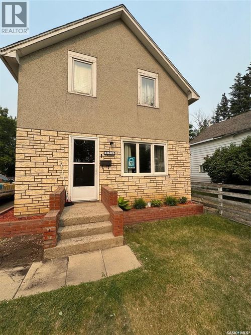 971 108th St, North Battleford, SK, S9A2A7 | Card Image