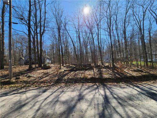 2abc-284 Delaware Trail, Tobyhanna Twp, PA, 18347 | Card Image