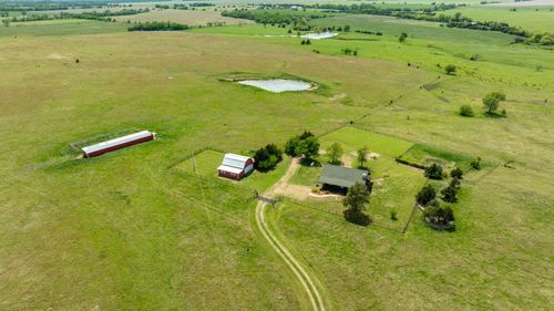 9615 S Rock Rd, Valley Center, KS, 67147-9601 | Card Image