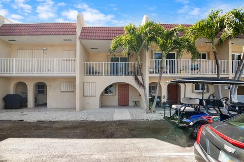 apt-2-423 Sombrero Beach Rd, Marathon, FL, 33050-3928 | Card Image