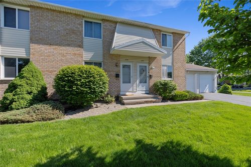 330 Fox Run, Gates, NY, 14606-5411 | Card Image