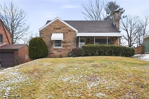 2225 Neish Ave, Aliquippa, PA, 15001-1721 | Card Image