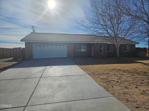 10648 Peach Ave, California City, CA, 93505 | Card Image