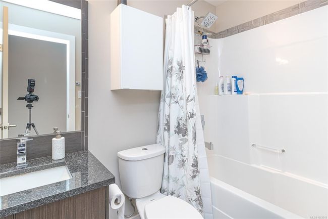 203 - 2655 Sooke Rd, Condo with 1 bedrooms, 1 bathrooms and 1 parking in Langford BC | Image 15