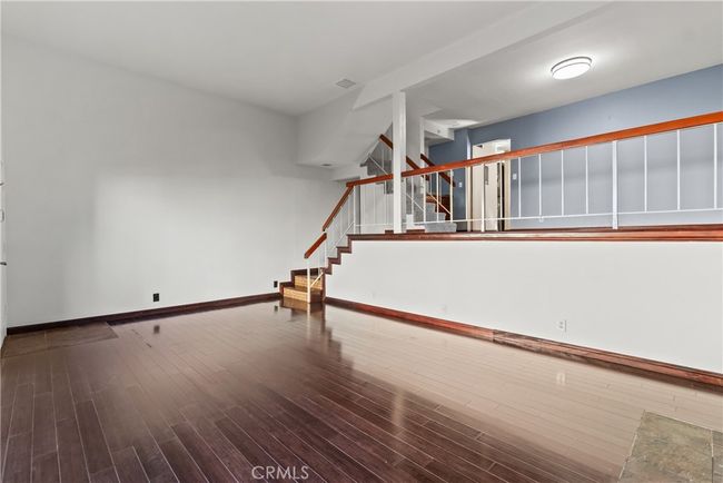 UNIT-13 - 8933 Willis Ave, Townhouse with 2 bedrooms, 3 bathrooms and 2 parking in Panorama City CA | Image 7