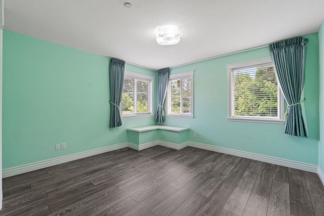 13668 N Bluff Rd, House other with 7 bedrooms, 6 bathrooms and 4 parking in White Rock BC | Image 17