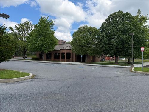 1995 Brookside Road, Lower Macungie Twp, PA, 18062 | Card Image