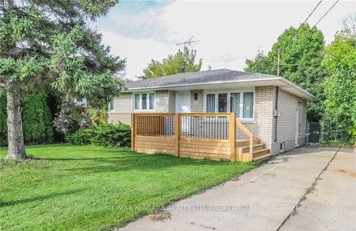 641 Niagara St, Saint Catherines, ON, L0S1J0 | Card Image