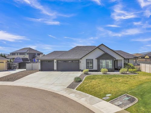 6712 Garnet Ct, West Richland, WA, 99353-6501 | Card Image