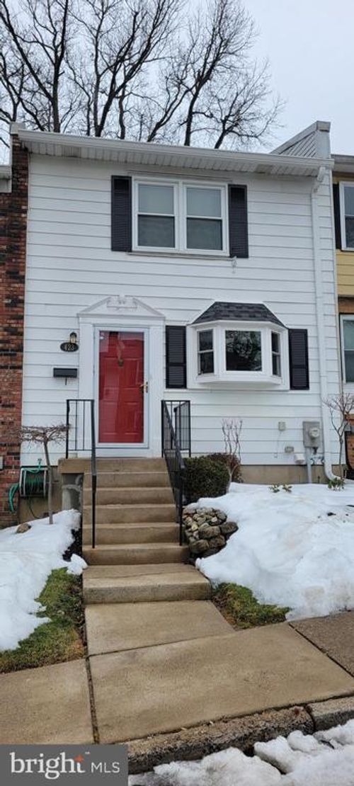423 N Mount Vernon Cir, BENSALEM, PA, 19020-8207 | Card Image