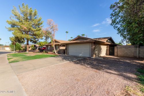 735 E Manhatton Dr, Tempe, AZ, 85282-5360 | Card Image