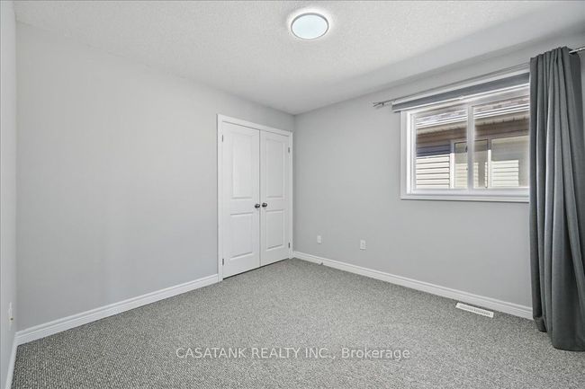 103 Springvalley Cres, House attached with 4 bedrooms, 3 bathrooms and 2 parking in Hamilton ON | Image 30
