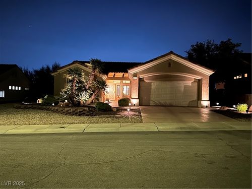 2928 Big Green Ln, Las Vegas, NV, 89134-7456 | Card Image