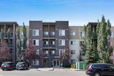 4119 - 403 Mackenzie Way Sw, Condo with 2 bedrooms, 2 bathrooms and 1 parking in Airdrie AB | Image 1