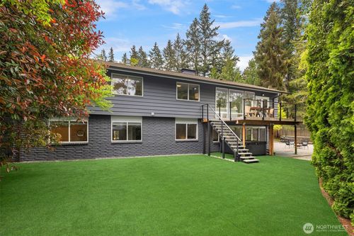 2119 182nd Ave Ne, Redmond, WA, 98052-6028 | Card Image
