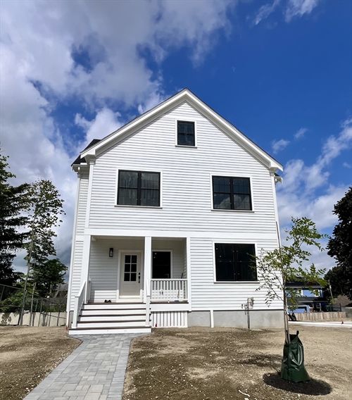 6 Kinsale Ln, Boston, MA, 02136-3647 | Card Image