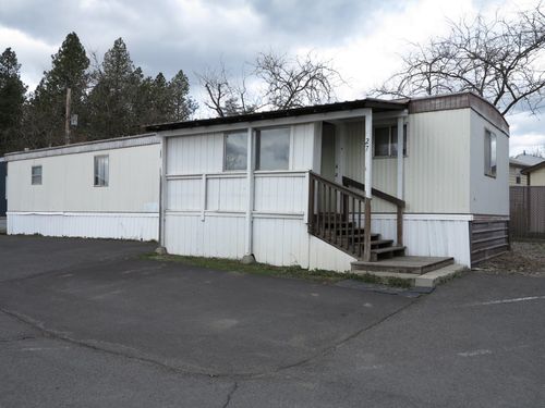 840 W 1st #27 St, Cheney, WA, 99004 | Card Image