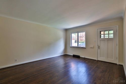 4113 Paxton Ave, Cincinnati, OH, 45209-1401 | Card Image