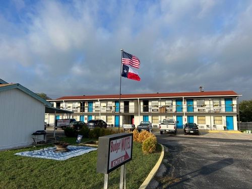 1157 W Bypass 287, Alvord, TX, 76255 | Card Image