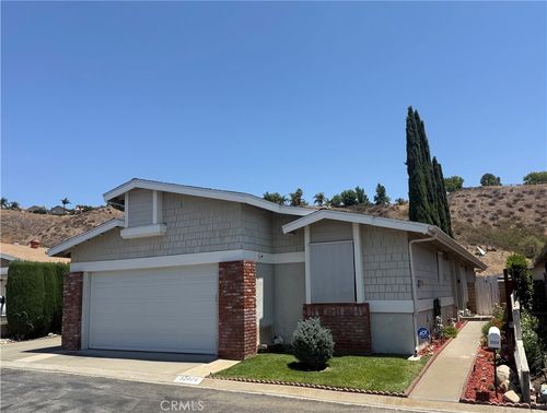 32024 Emerald Ln, Castaic, CA, 91384-3103 | Card Image