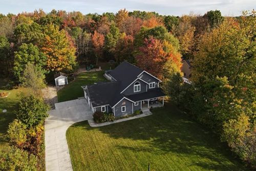 10824 W Kelly Rd, Lake City, MI, 49651-8076 | Card Image