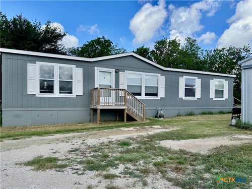 815 Track Rd, Dale, TX, 78616-2786 | Card Image