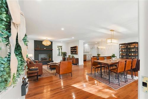 704 S Bartow St, CARTERSVILLE, GA, 30120-3800 | Card Image