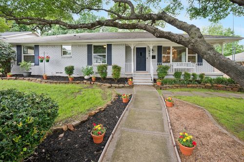 905 Dumont Dr, Richardson, TX, 75080-6946 | Card Image