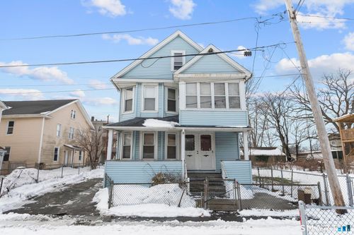 17 Rennell Ct, Bridgeport, CT, 06604-5334 | Card Image