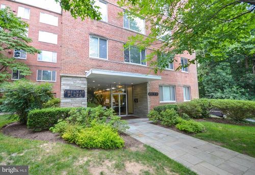 apt-303-4100 W St Nw, WASHINGTON, DC, 20007-4075 | Card Image