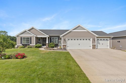 11797 Crystal Ridge Dr Ne, Sparta, MI, 49345-8116 | Card Image