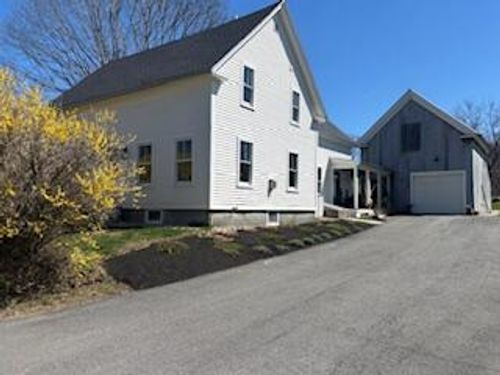 492 W Elm Street, Yarmouth, ME, 04096 | Card Image