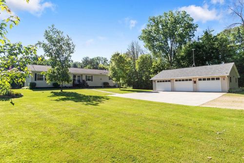 N6668 Us Hwy 45, Lebanon, WI, 54961 | Card Image