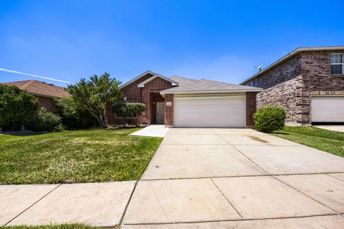 16909 Fenwick Ct, Justin, TX, 76247-5763 | Card Image
