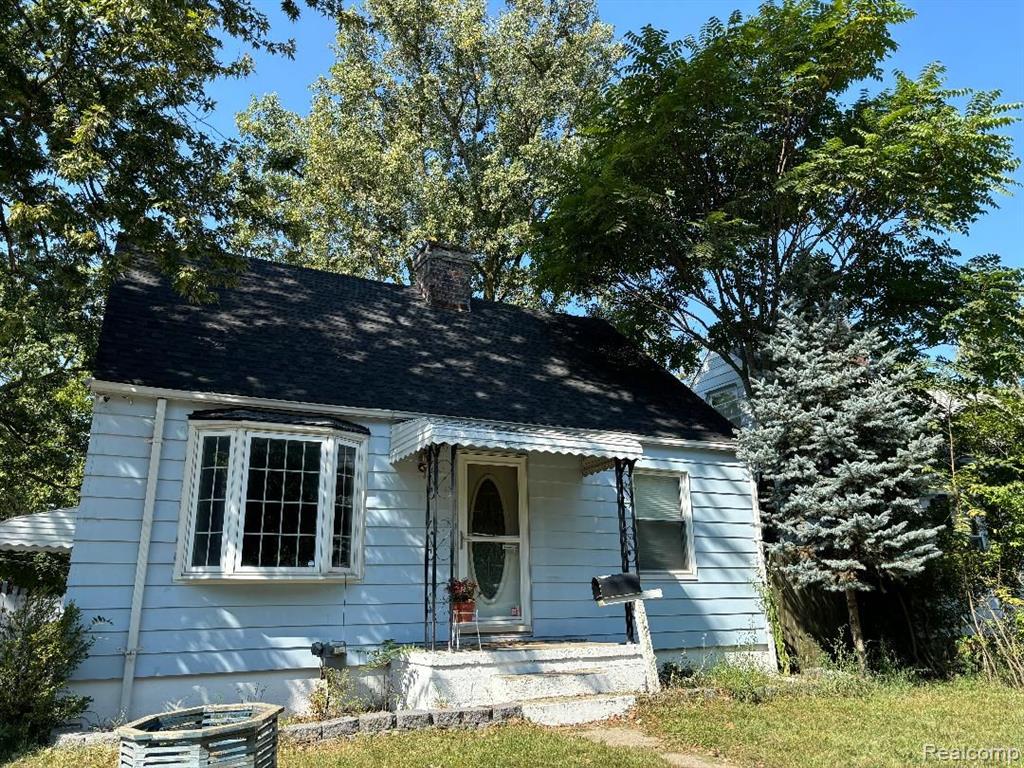Howe Rd, Wayne, MI 48184