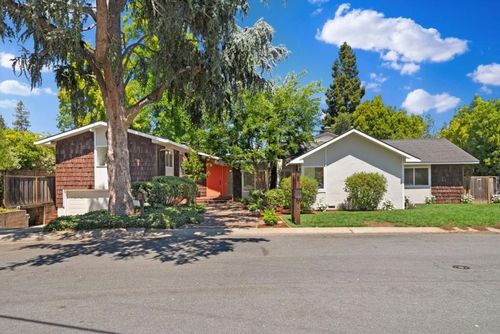 201 Yerba Buena Ave, Los Altos, CA, 94022-2275 | Card Image