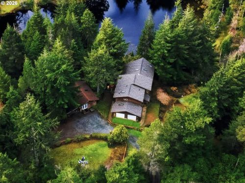 88600 Trout Pond Ln, Bandon, OR, 97411-6370 | Card Image