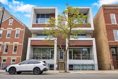 3w-1821 W Armitage Ave, Chicago, IL, 60622-1208 | Card Image