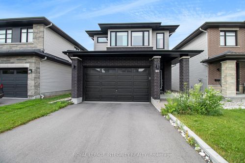 90 Palfrey Way, Stittsville, ON, K2V0B3 | Card Image