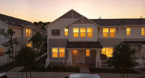105-2378 Channel Dr, Ventura, CA, 93003-4559 | Card Image