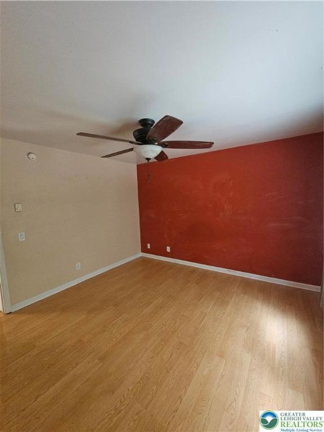 178 Sparrow Ln, House other with 3 bedrooms, 2 bathrooms and null parking in Jim Thorpe PA | Image 10