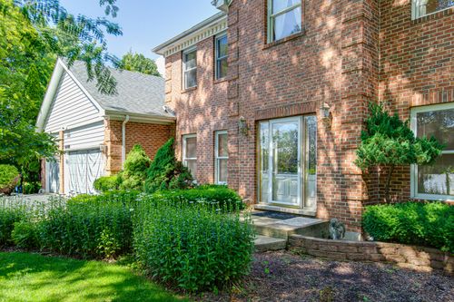 4N411 Trinity Ln, West Chicago, IL, 60185-1274 | Card Image