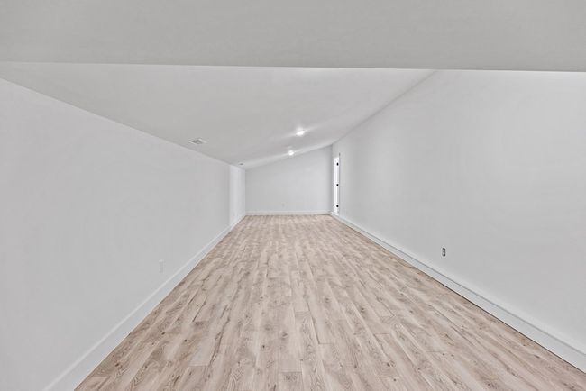 1807 Three Island Rd, Home with 3 bedrooms, 3 bathrooms and 5 parking in Walling TN | Image 12