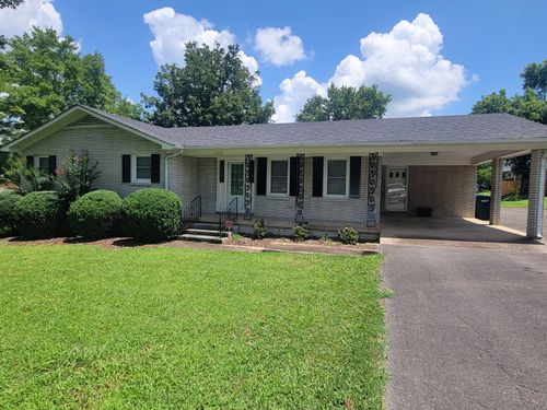 1202 Parker Dr, Pulaski, TN, 38478-4731 | Card Image