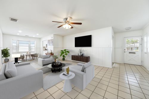 10135 Metronome Dr, Houston, TX, 77080-6316 | Card Image